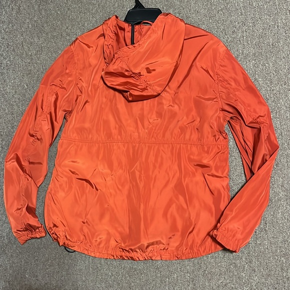 ASOS hooded windbreaker. 💕 - Picture 13 of 16